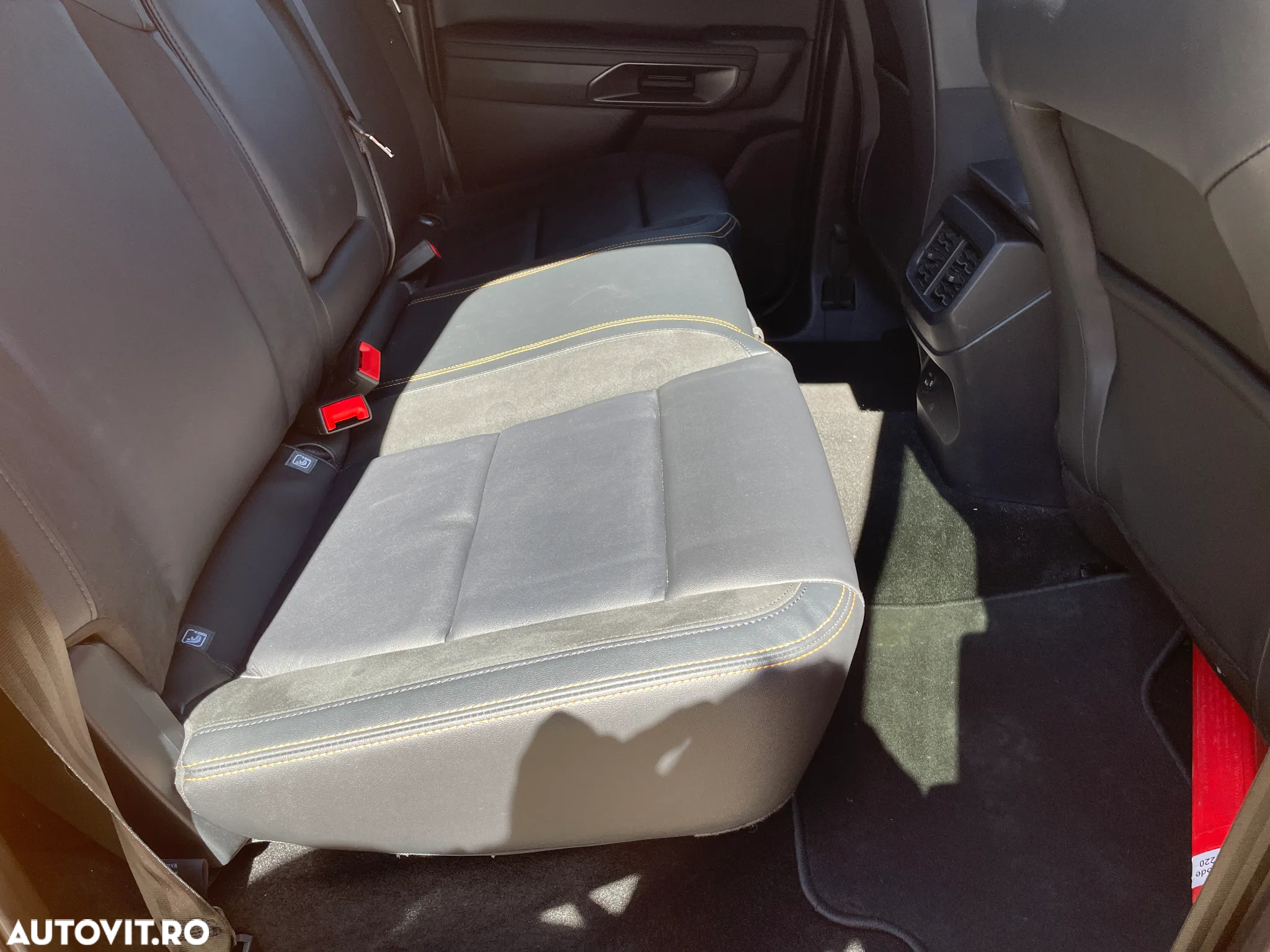 Ford Ranger Pick-Up 2.0 TD 205 CP 10AT 4x4 Double Cab Wildtrak X - 12