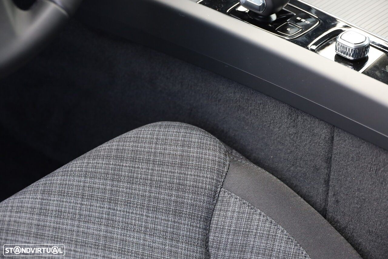 Volvo V60 2.0 B4 Core Auto - 11