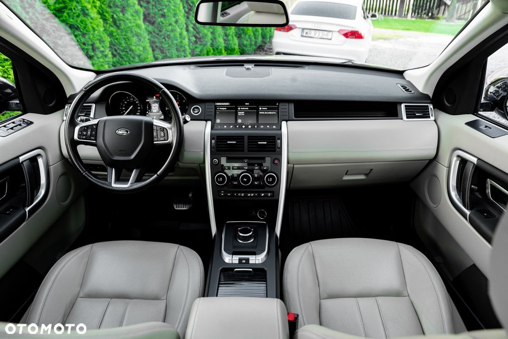 Land Rover Discovery Sport D150 - 29