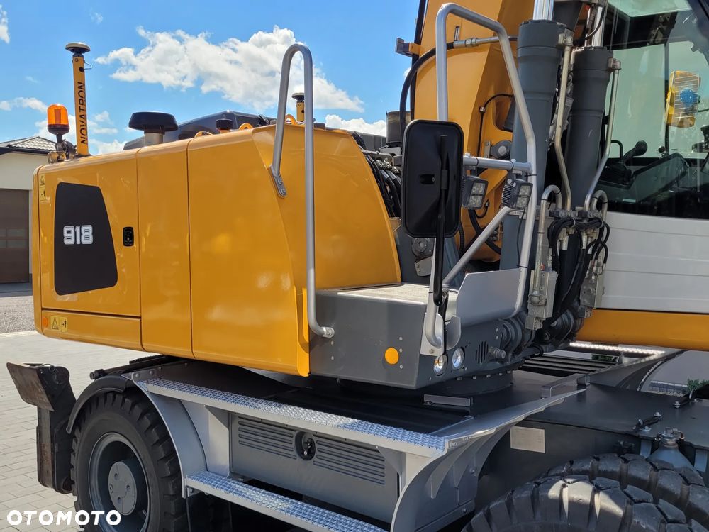 Liebherr A918 / ROTOTILT ze szczypcami / system niwelacji GPS 3D / - 9