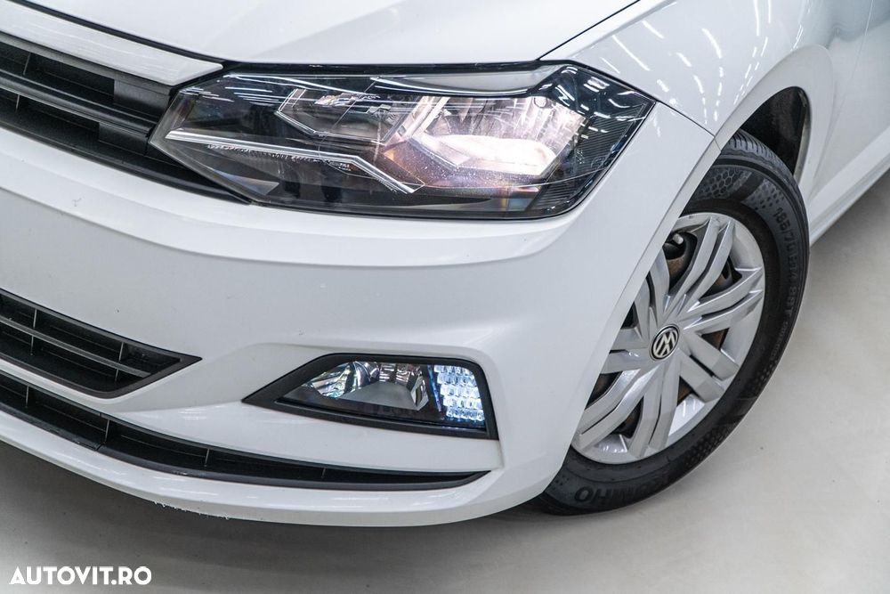 Volkswagen Polo 1.0 Comfortline - 35