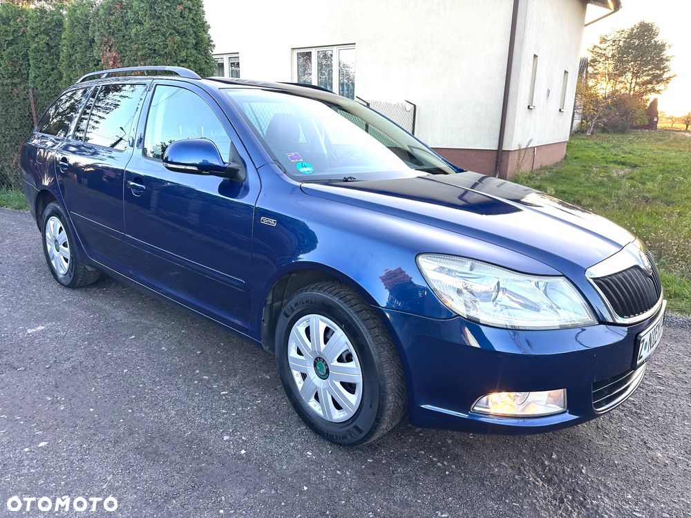 Skoda Octavia 2011 photo 4