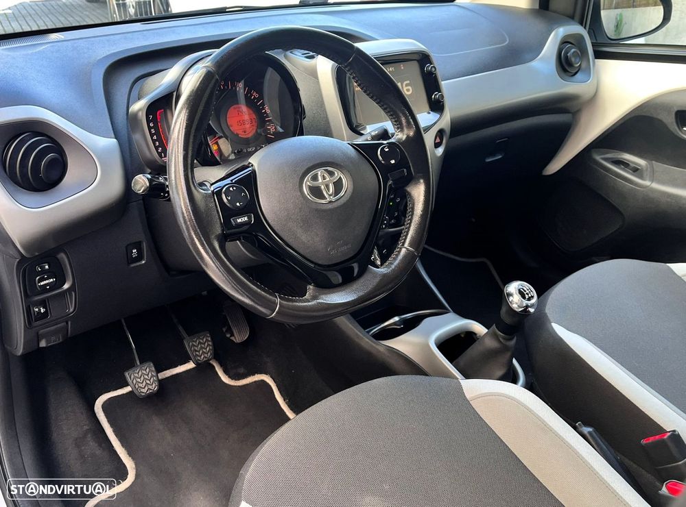 Toyota Aygo 1.0 X-Play+AC+X-Touch - 27