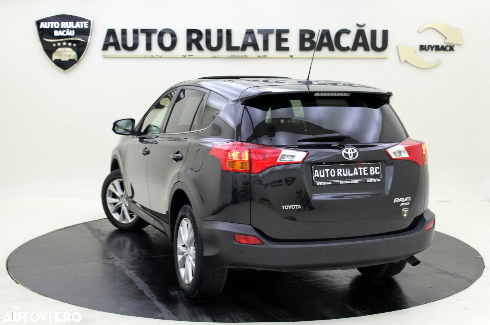 Toyota RAV4 - 7