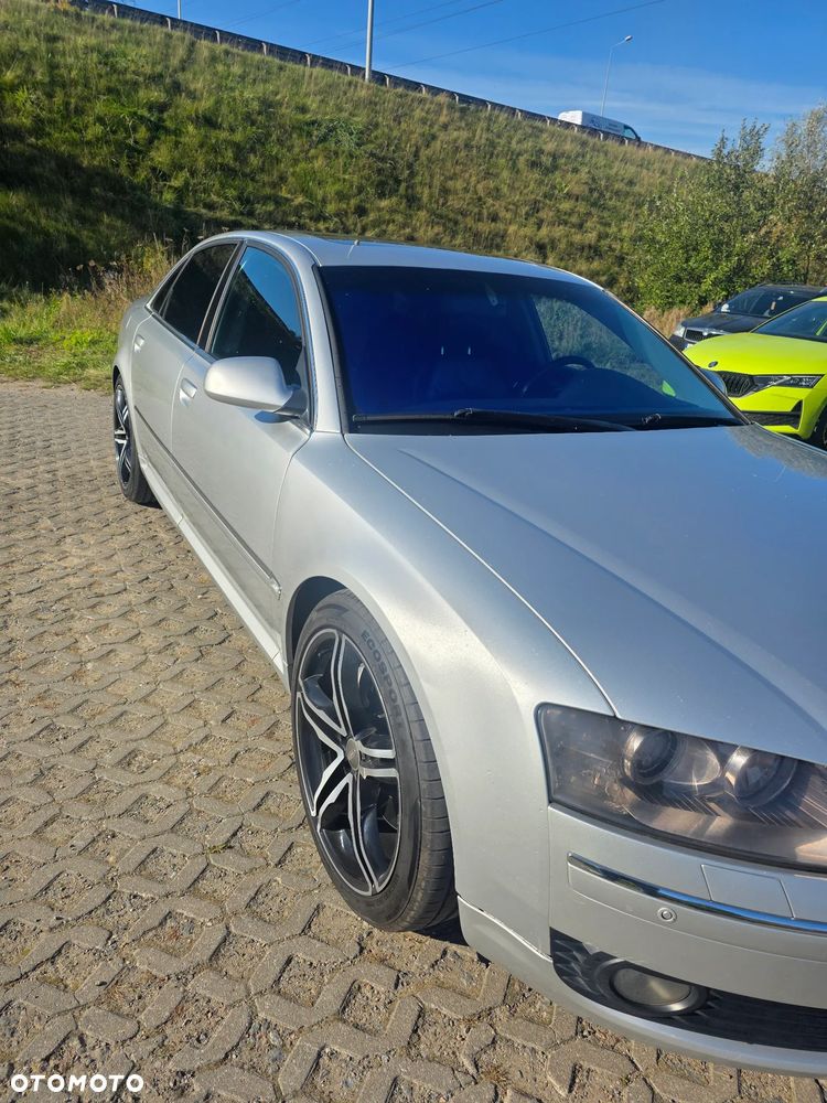 Audi A8 - 2