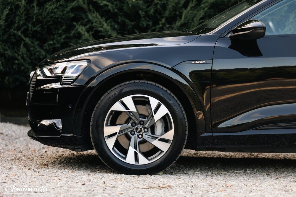 Audi e-tron 50 quattro S line - 18