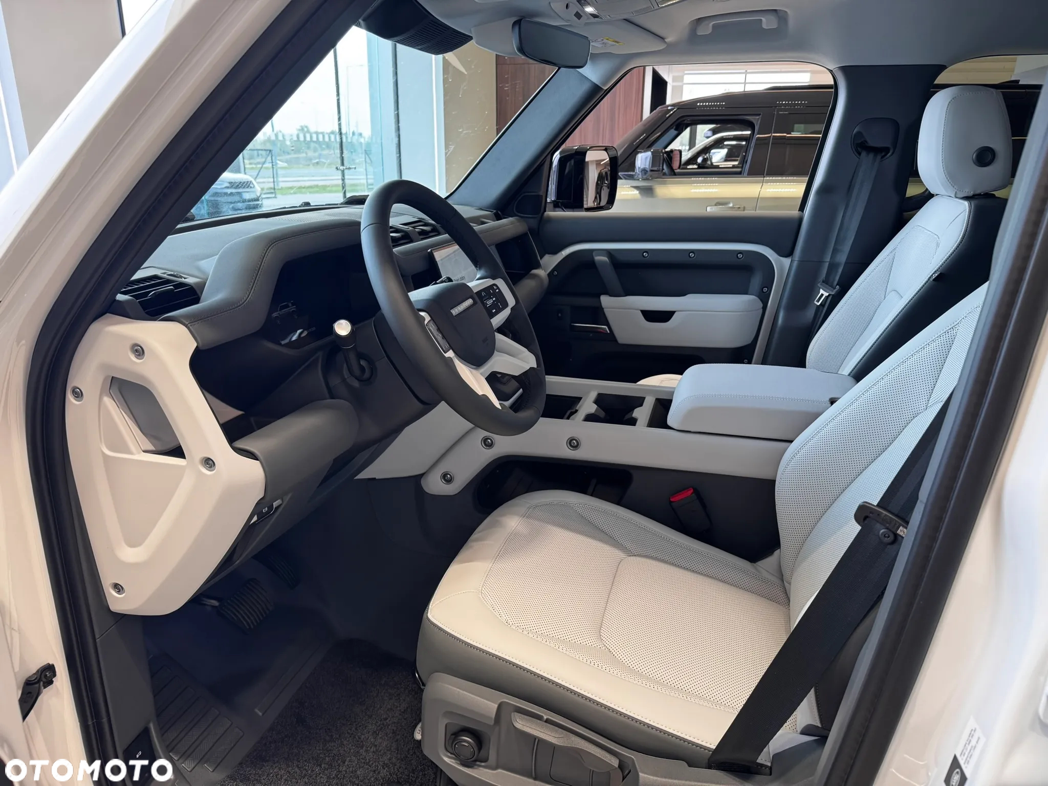 Land Rover Defender 110 2.0 D240 S - 5