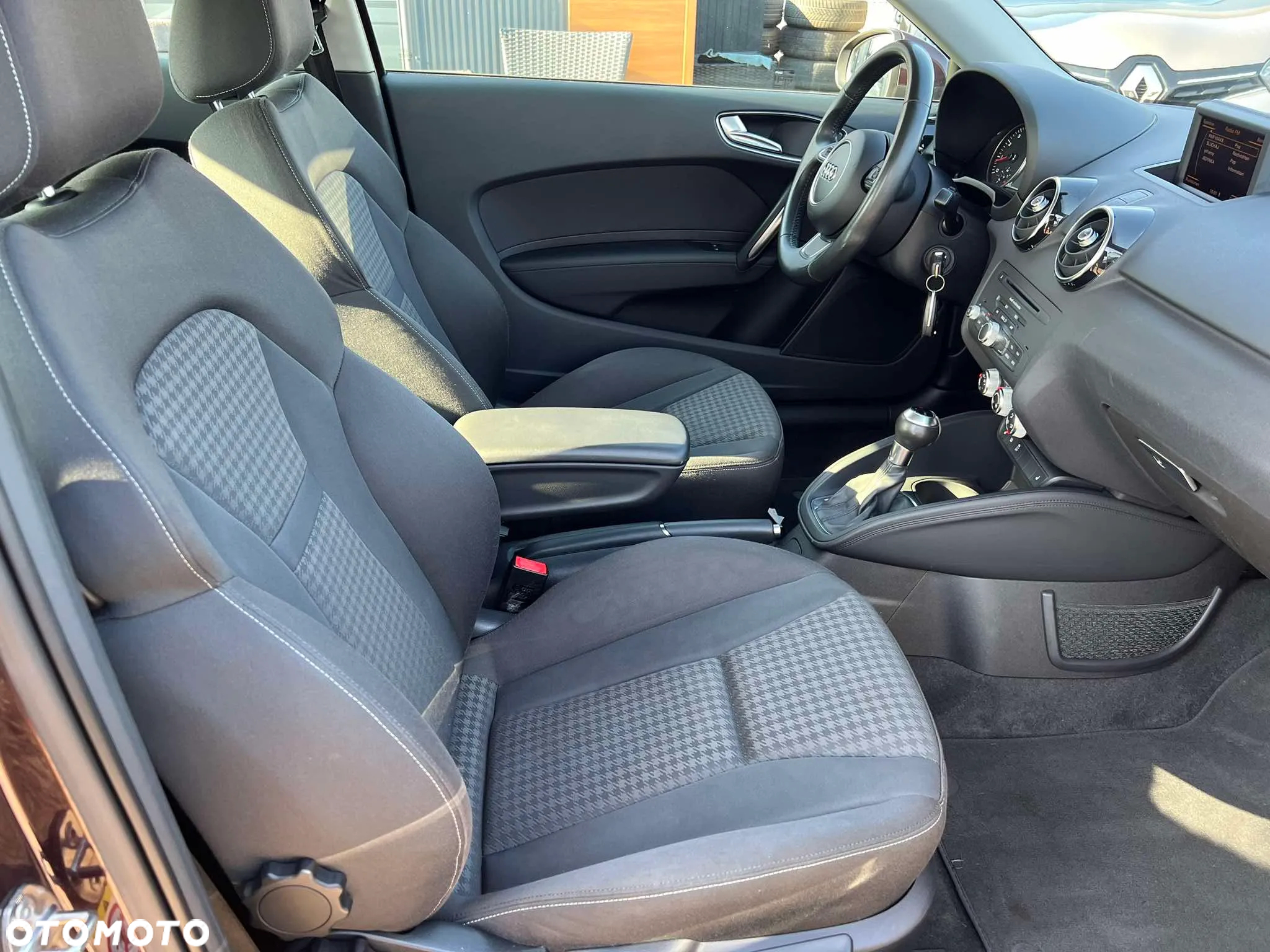 Audi A1 1.4 TFSI 119g S tronic Attraction - 10