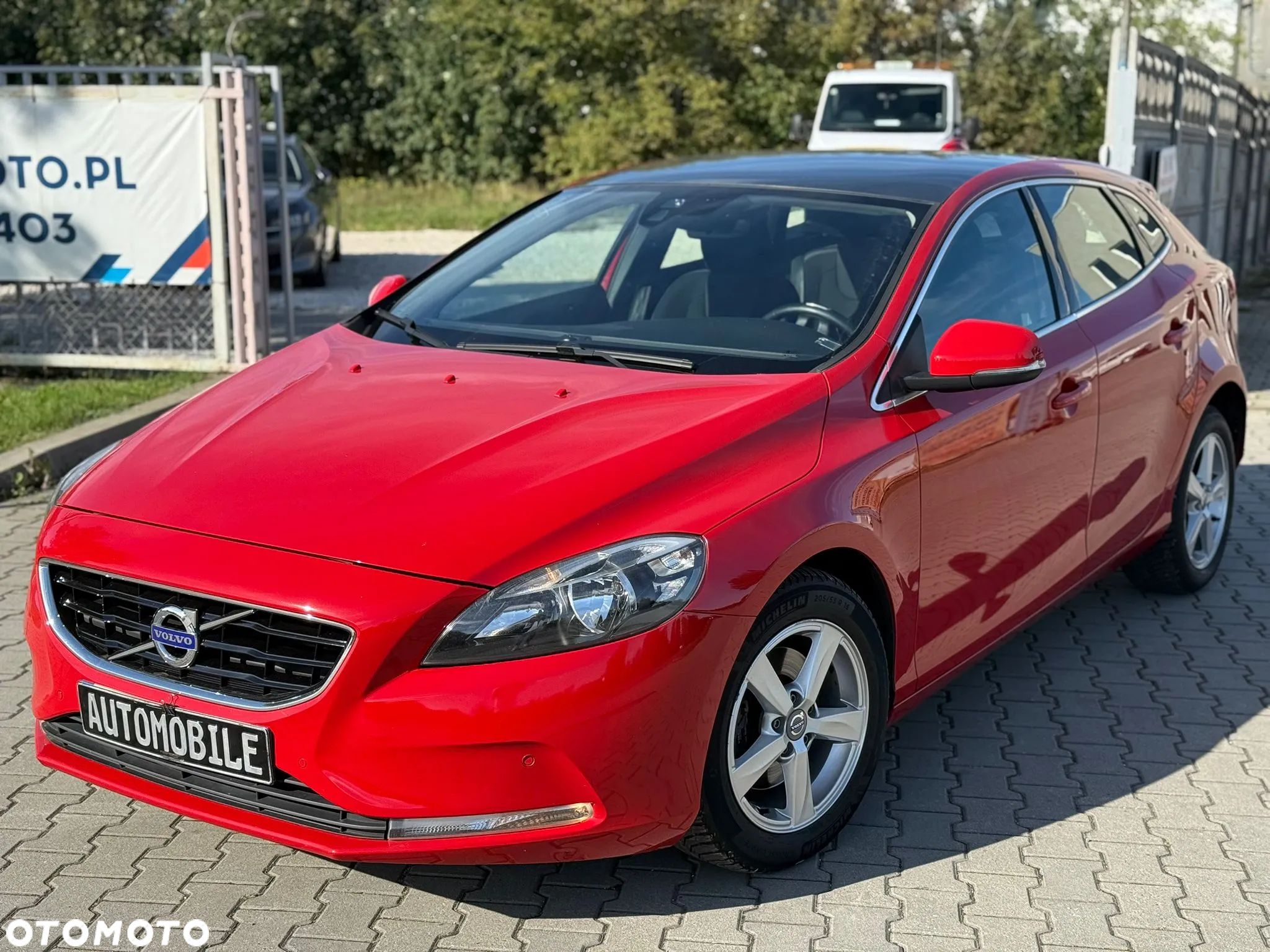 Volvo V40 T2 Drive-E Momentum - 1