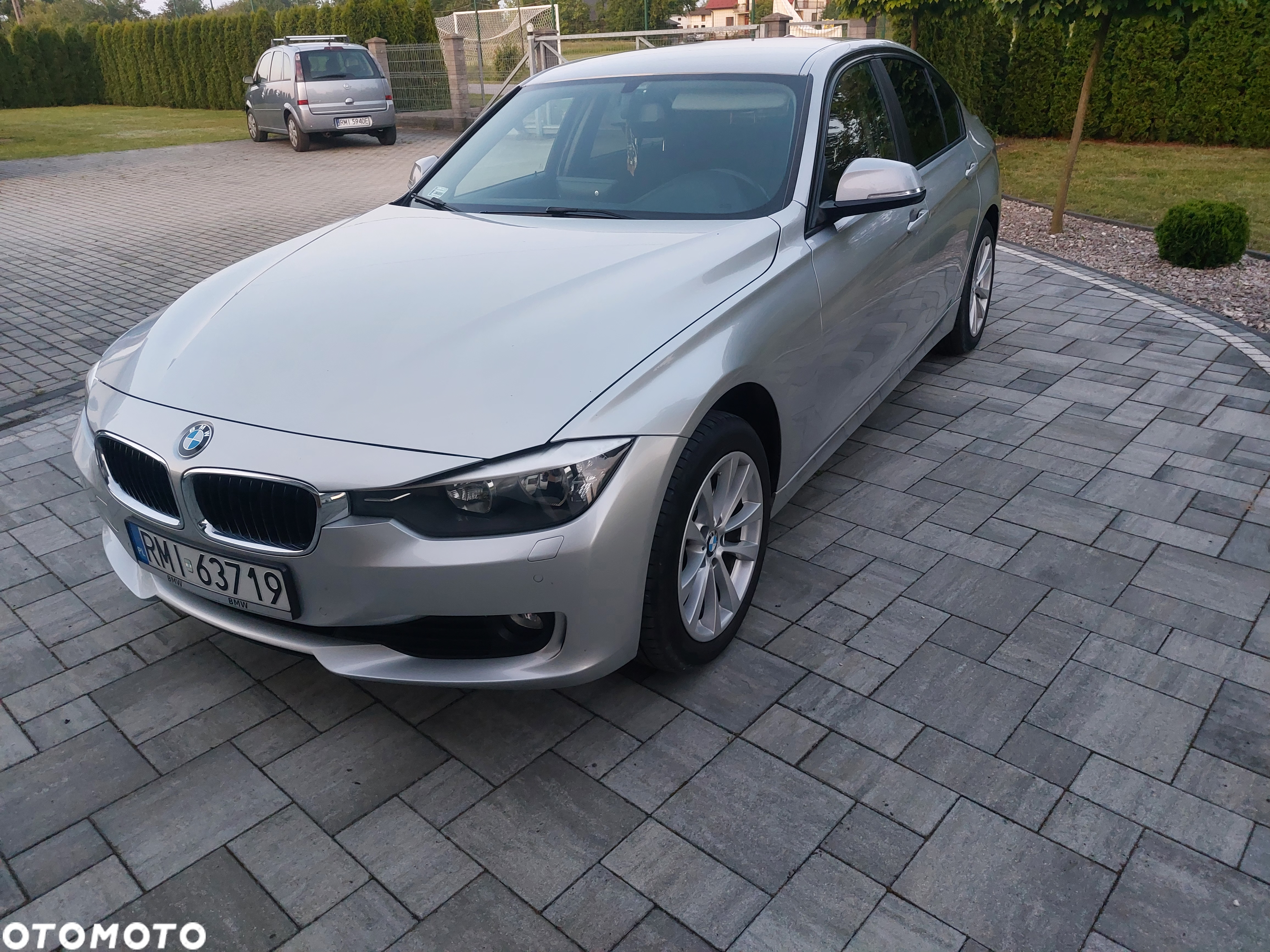 BMW Seria 3 316d - 2
