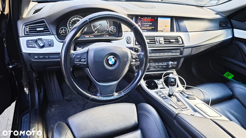 BMW Seria 5 520d xDrive Luxury Line - 5