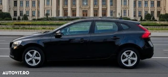 Volvo V40 D2 Momentum - 14