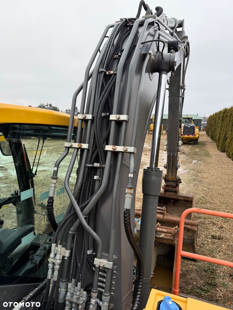 Volvo EC 140 EL - 18