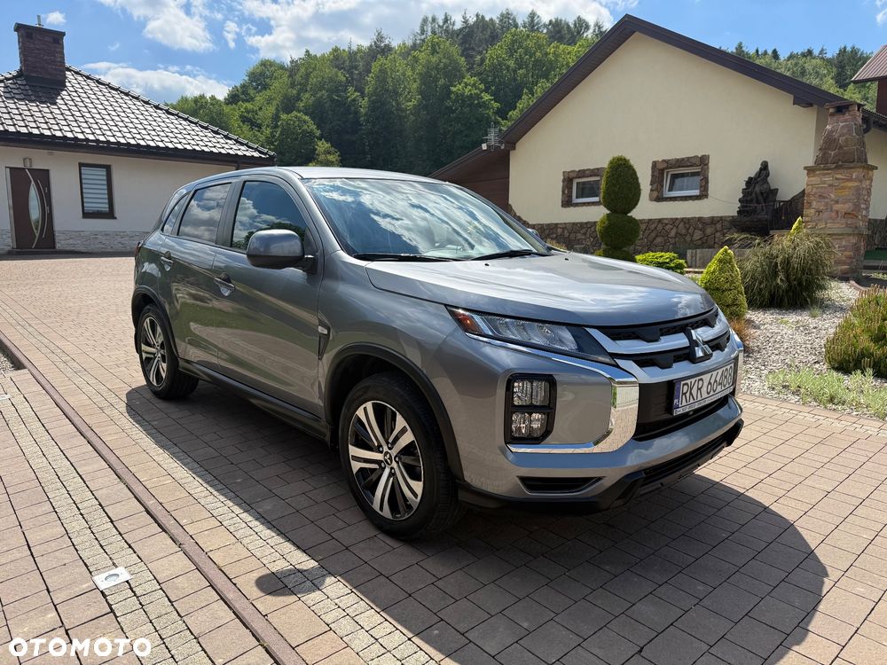 Mitsubishi ASX - 10