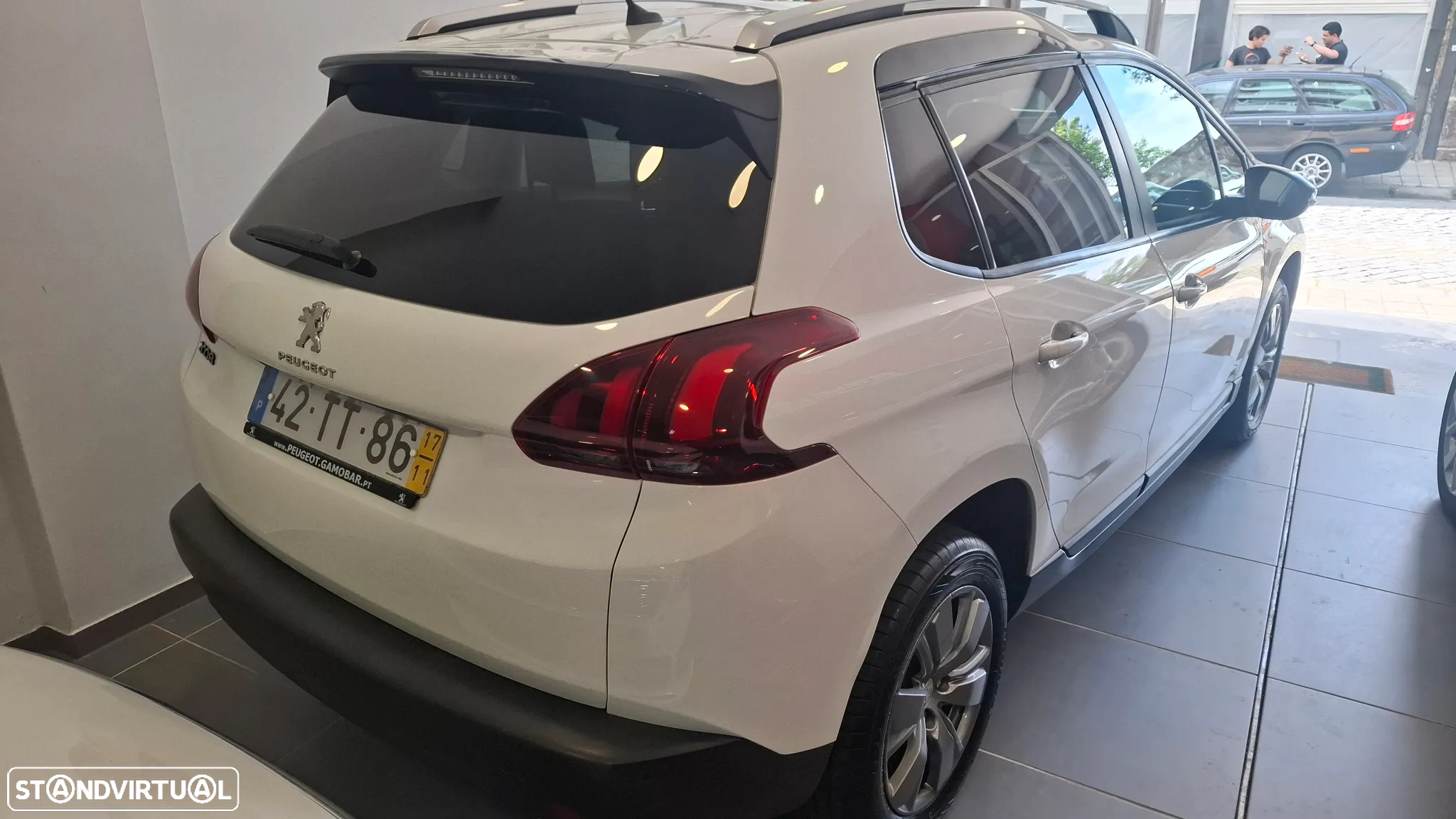 Peugeot 2008 1.6 BlueHDi Style - 6