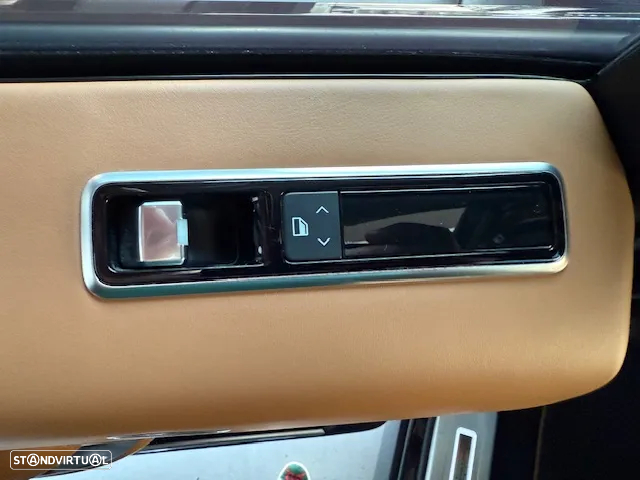 Land Rover Range Rover 2.0 Si4 PHEV LWB SVAutobiography - 13