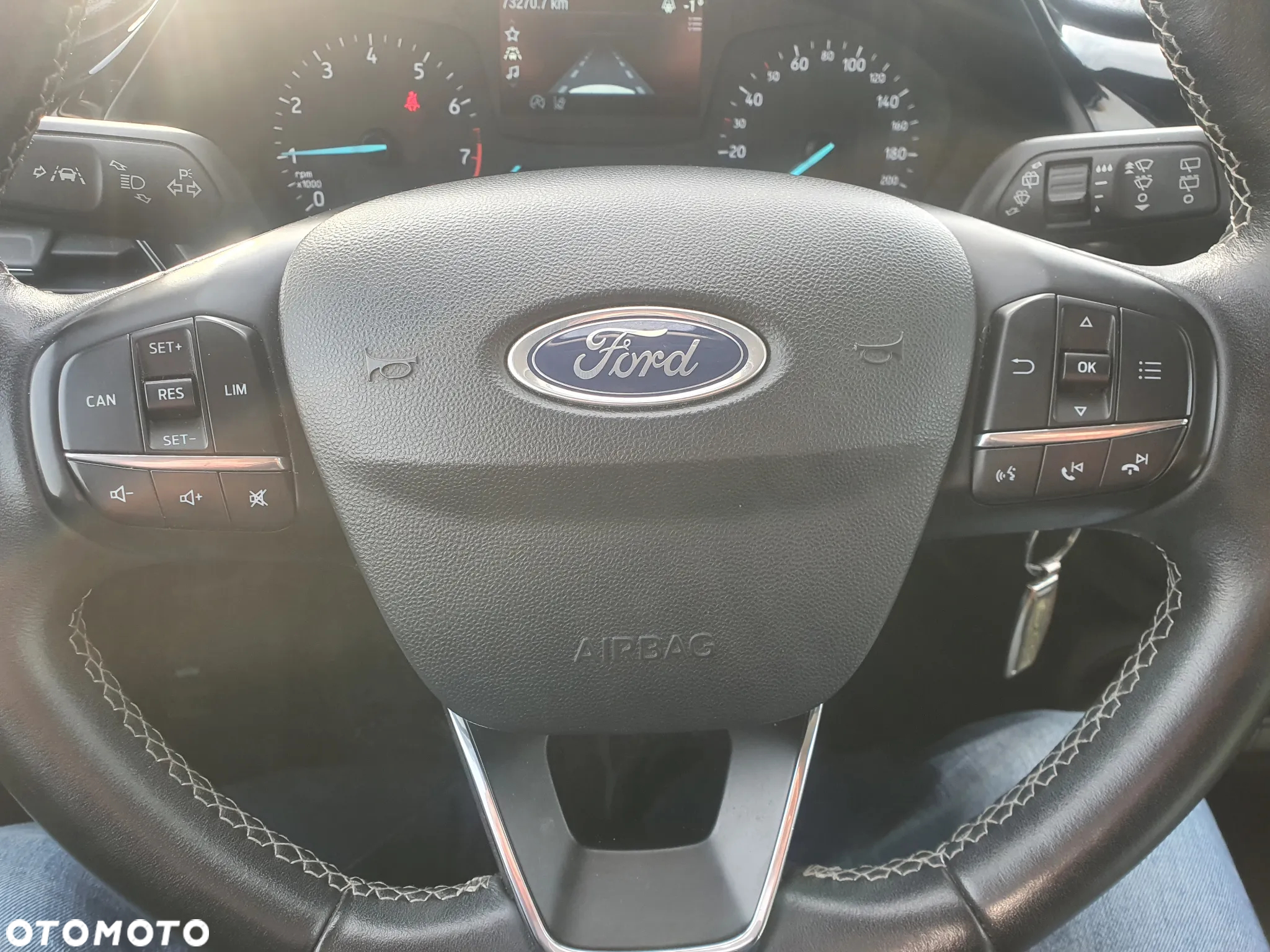 Ford Fiesta 1.0 EcoBoost S&S ACTIVE - 14