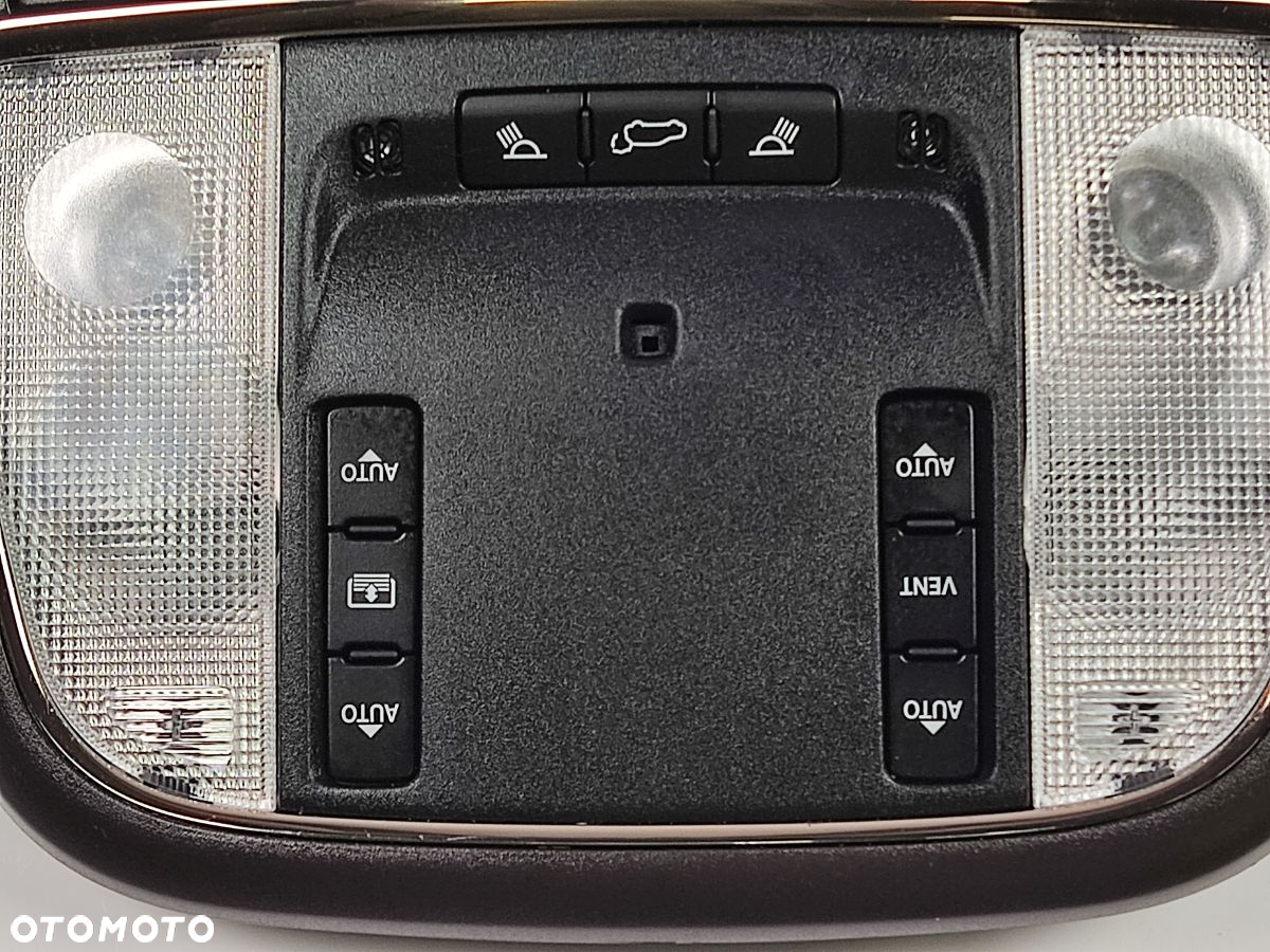 JEEP GRAND CHEROKEE WK2 16-21 Lampka Podsufitki Oświetlenie Kabiny - 2