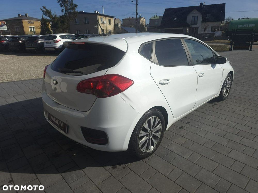 Kia Ceed - 5