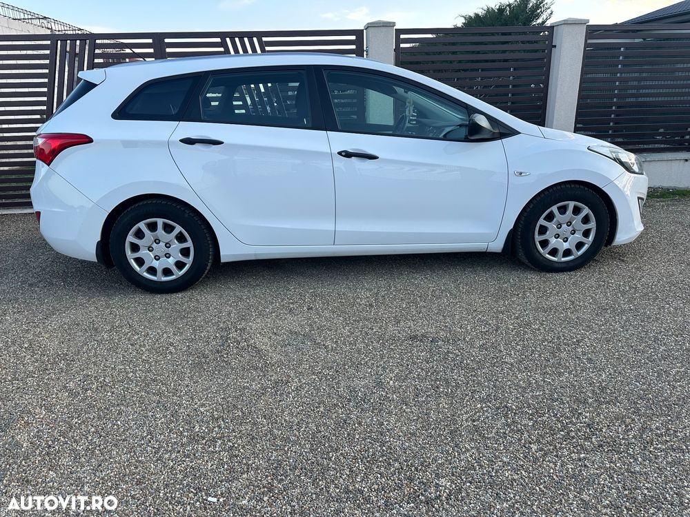 Hyundai i30 1.6 CRDI blue Style - 11