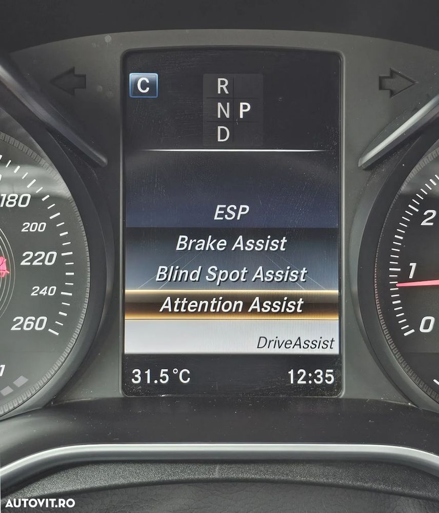 Mercedes-Benz C 300 Coupe 9G-TRONIC AMG Line - 13