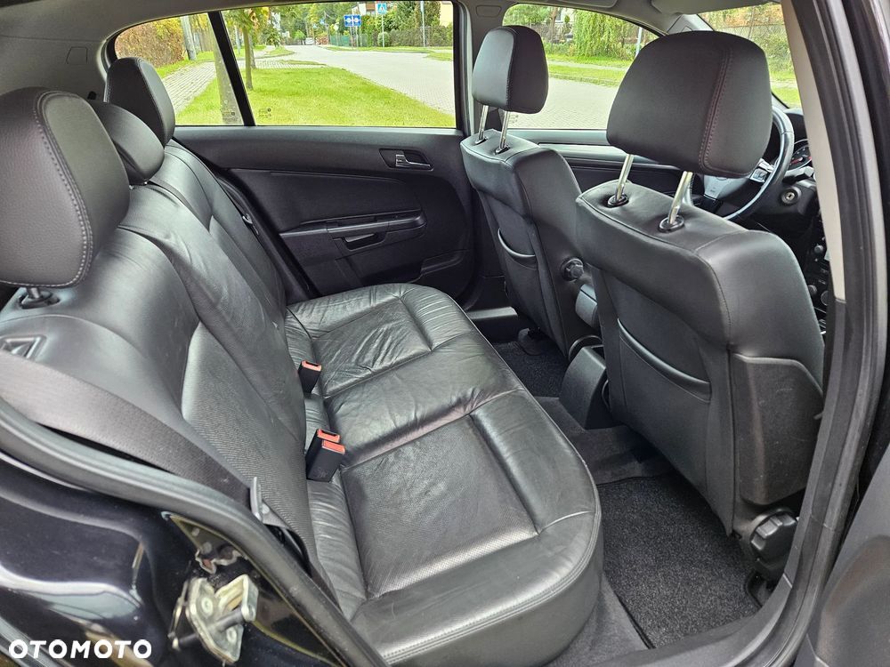 Opel Astra 1.6 Cosmo - 25