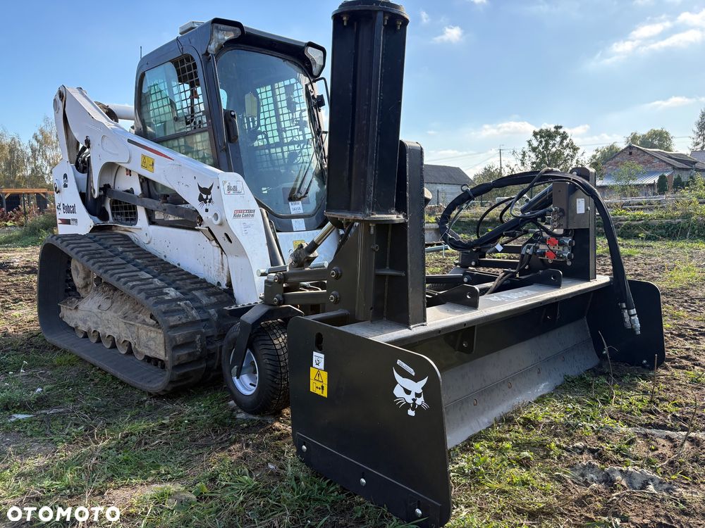 Bobcat T770 - 4
