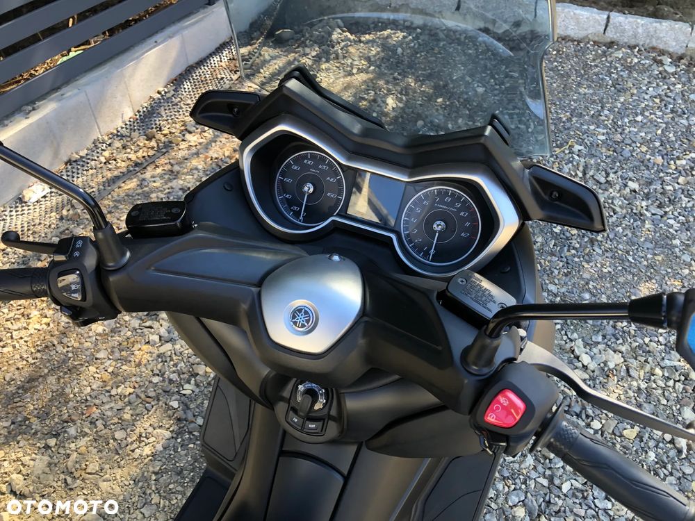 Yamaha X-max - 7