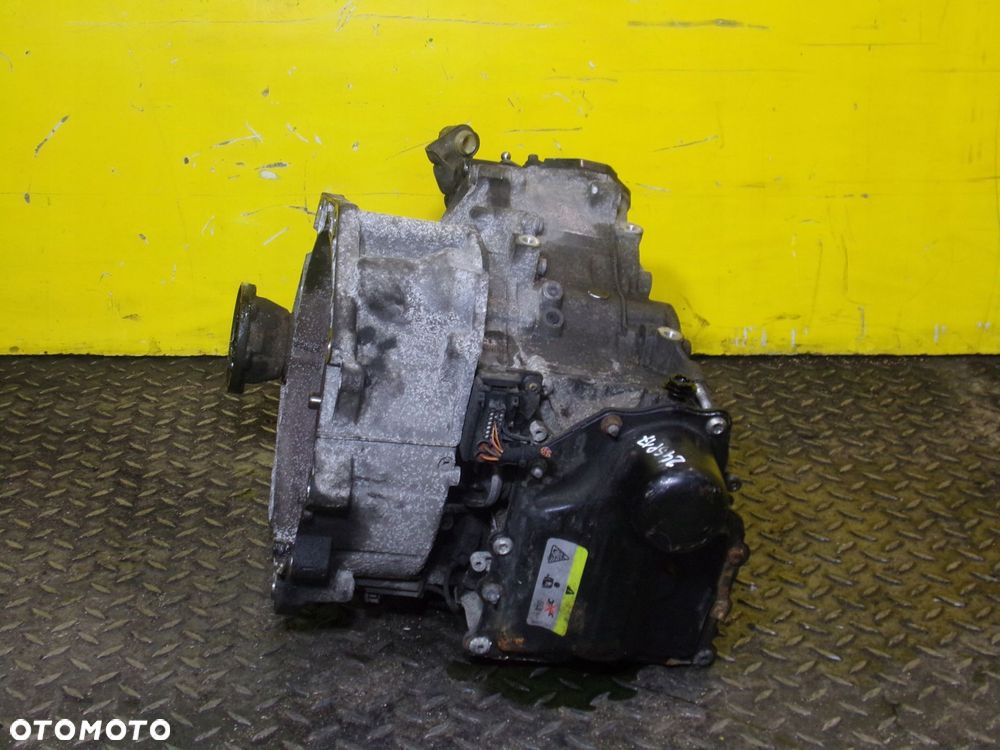 GOLF VII 1.4 TFSI 15r 122KM skrzynia biegow AUTOMAT QHV - 2