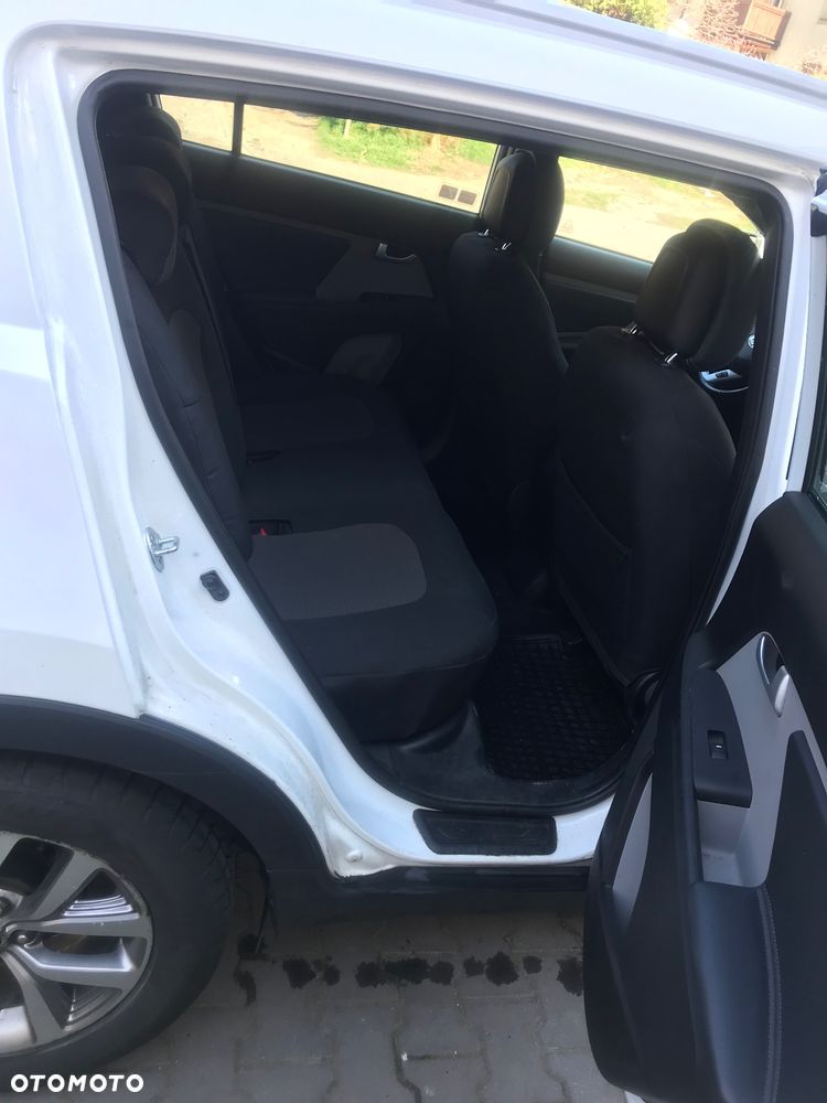 Kia Sportage - 11
