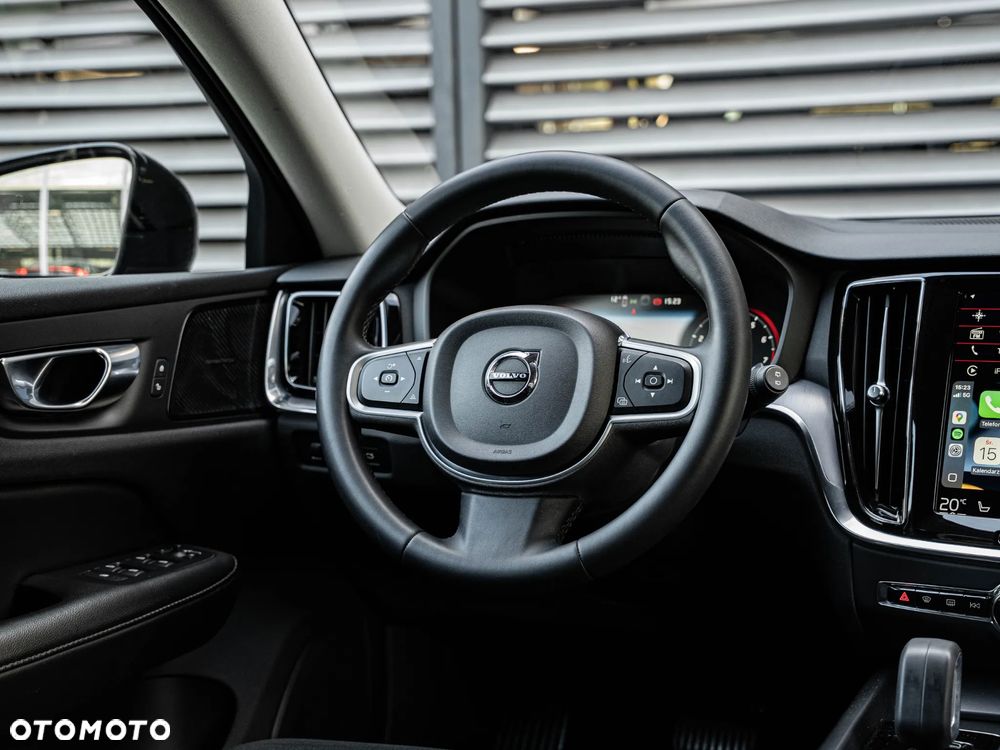 Volvo V60 B3 B Geartronic Momentum - 32