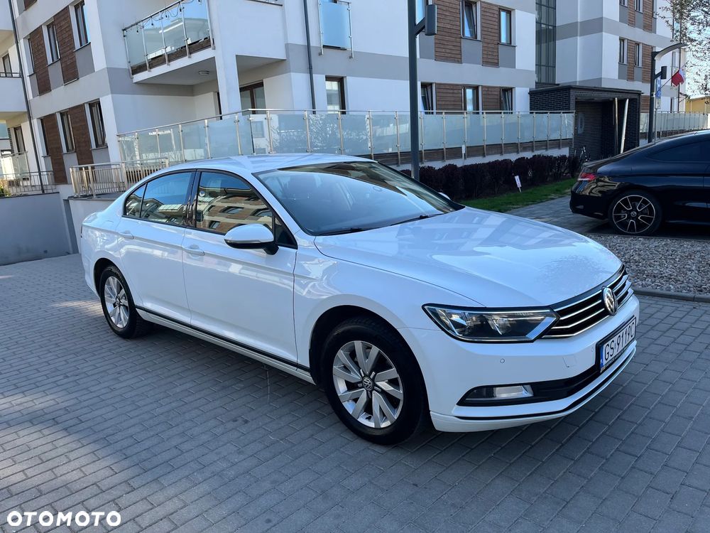 Volkswagen Passat 1.4 TSI BMT Trendline - 1