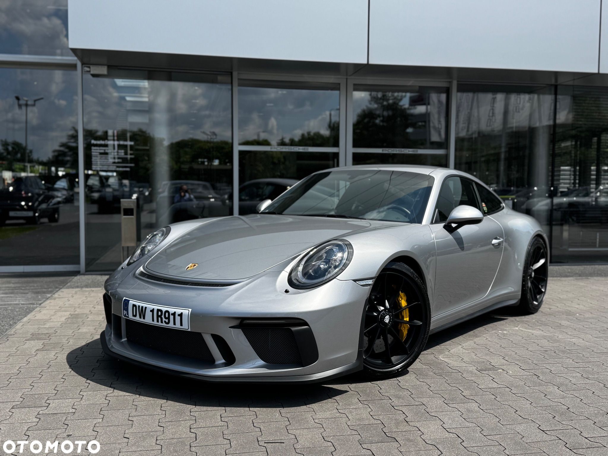 Porsche 911 GT3 - 1