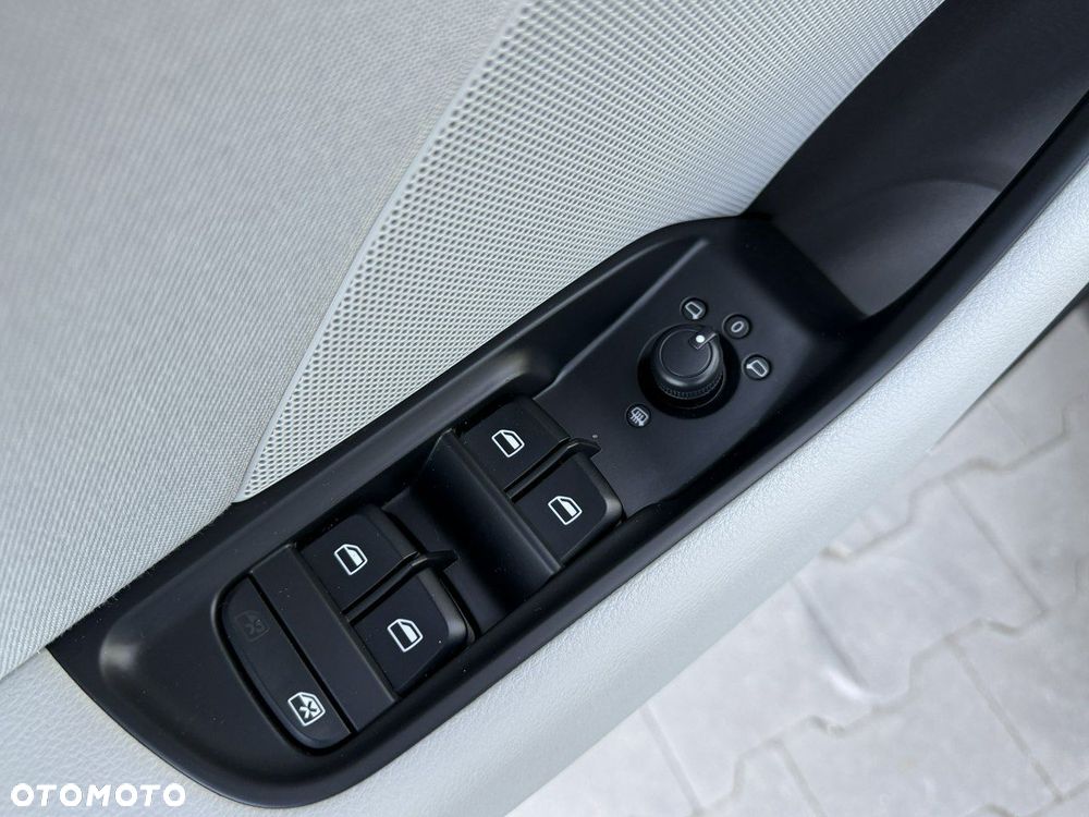 Audi A3 Sportback 1.6 TDI DPF Attraction - 17