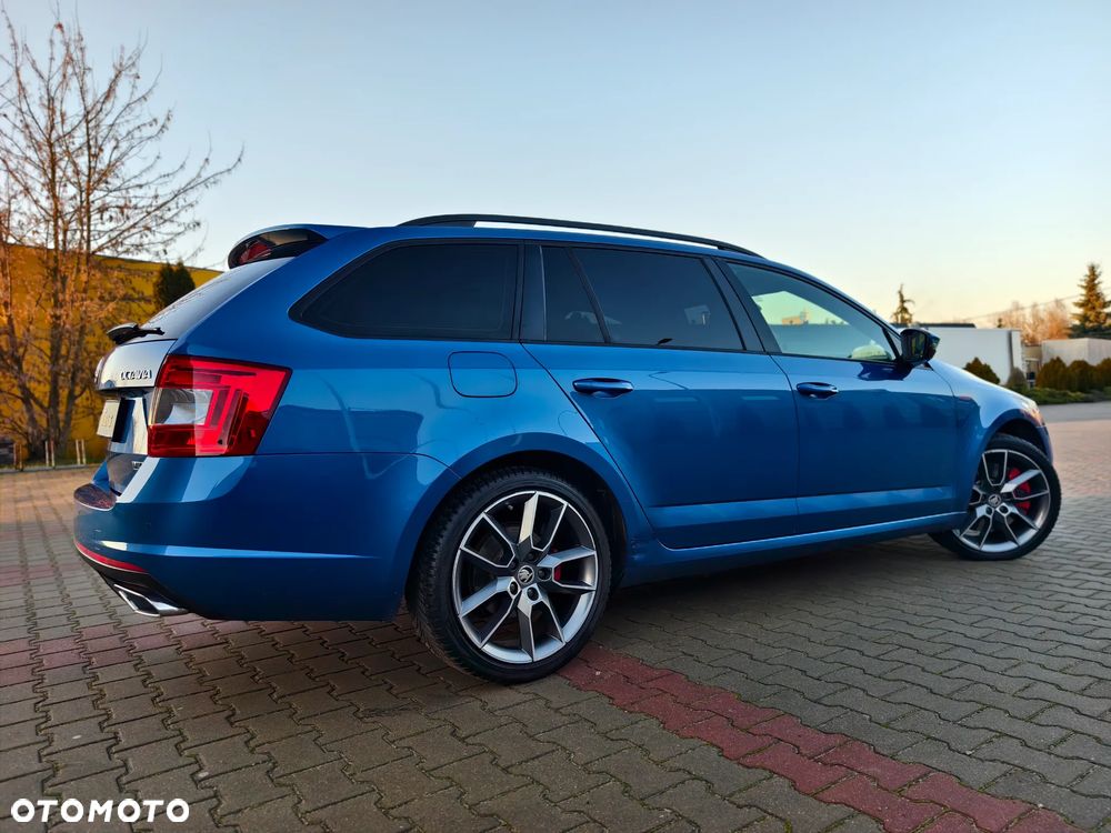 Skoda Octavia 2.0 TDI DSG RS - 31