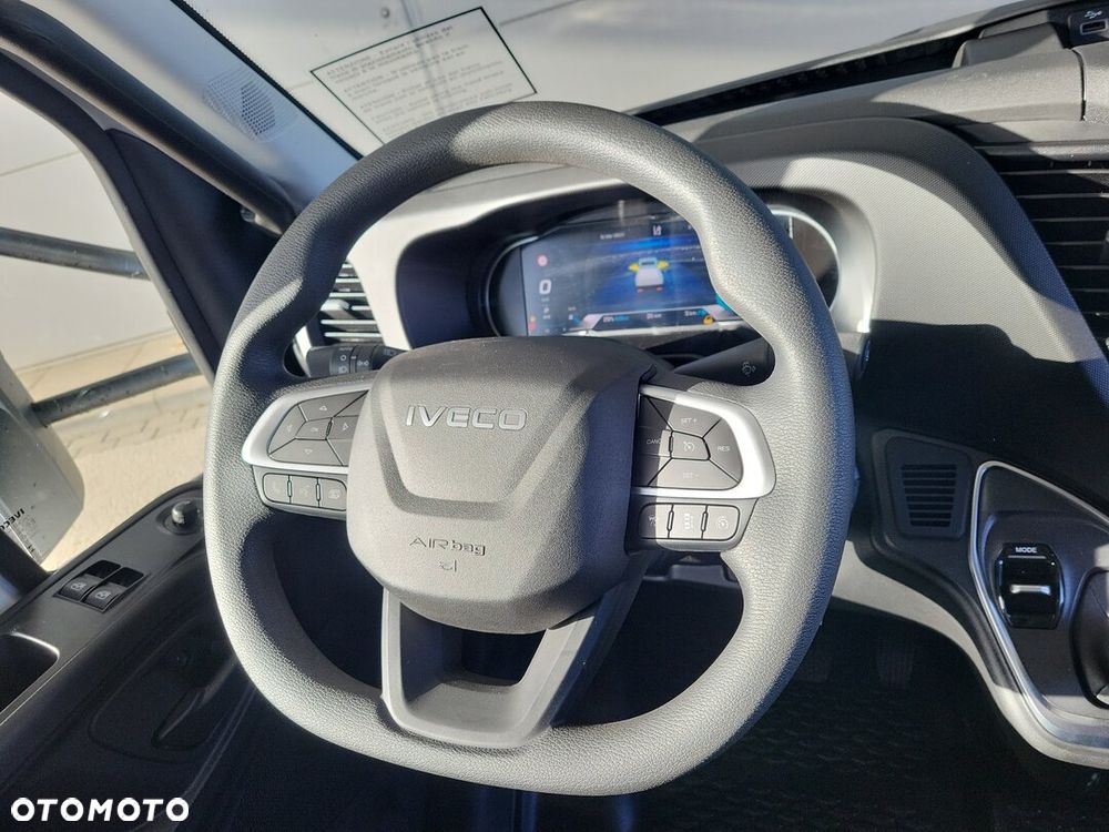 Iveco Daily 72C18 - 12