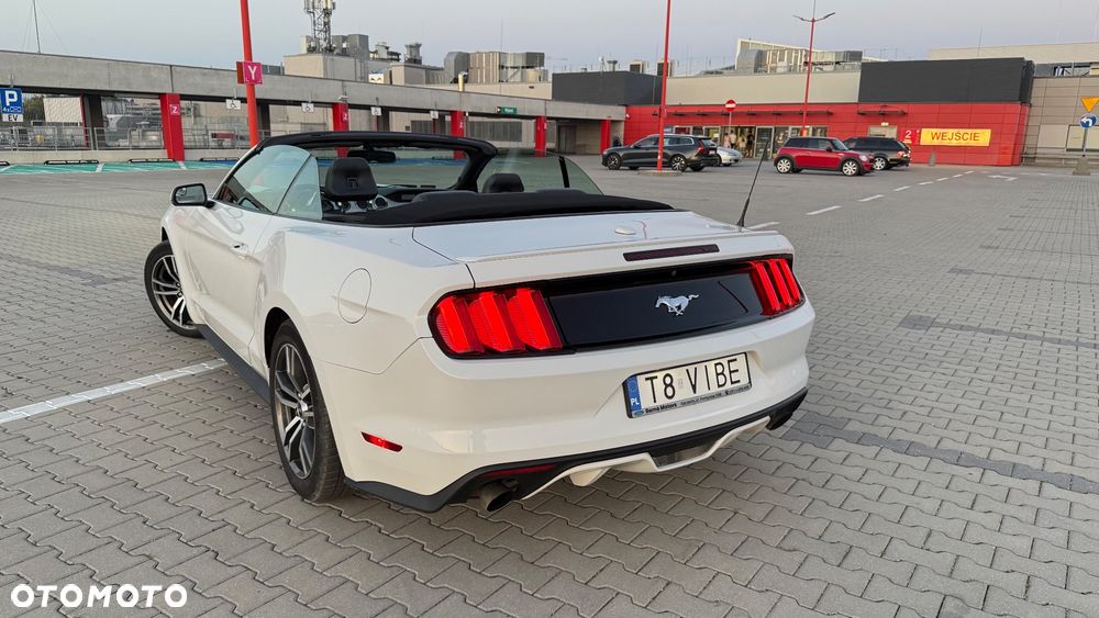 Ford Mustang - 21