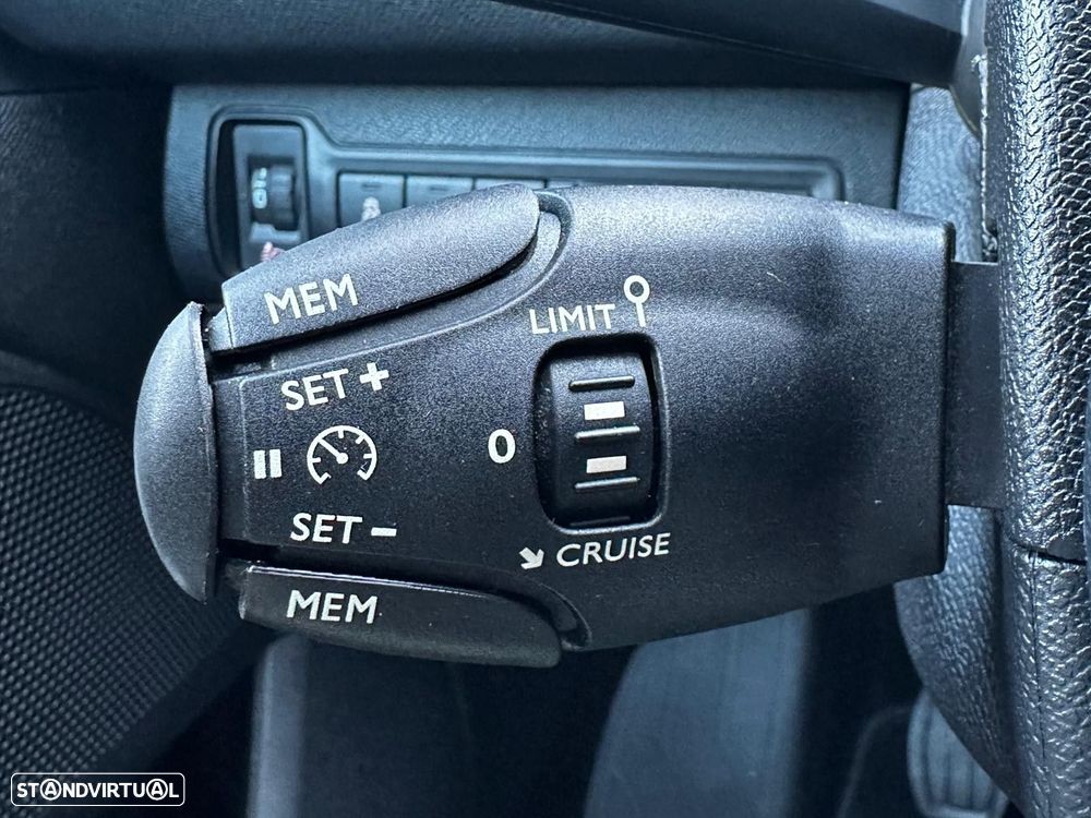 Peugeot 308 SW 1.6 BlueHDi Active - 18