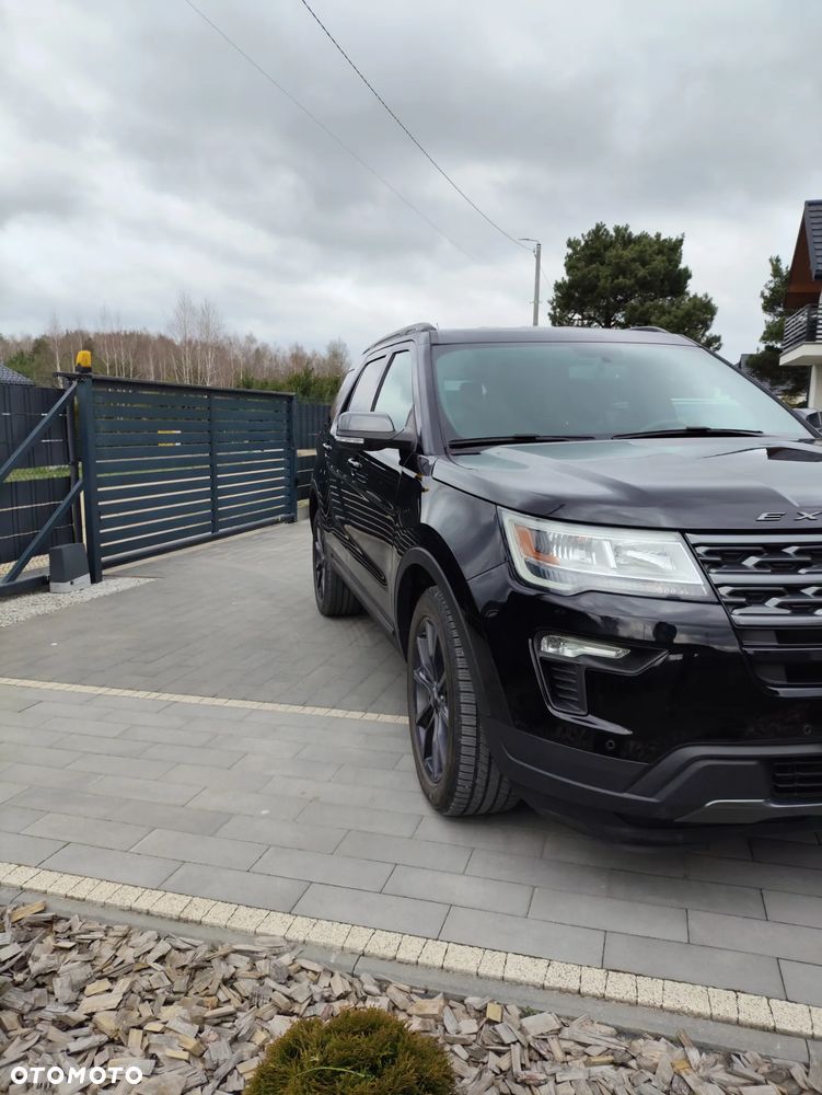 Ford Explorer - 4