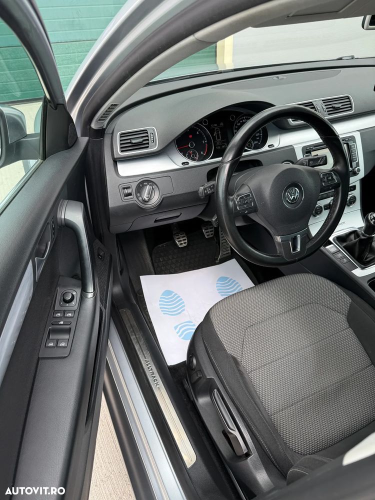 Volkswagen Passat Alltrack 2.0 TDI BlueMotion Technology - 9