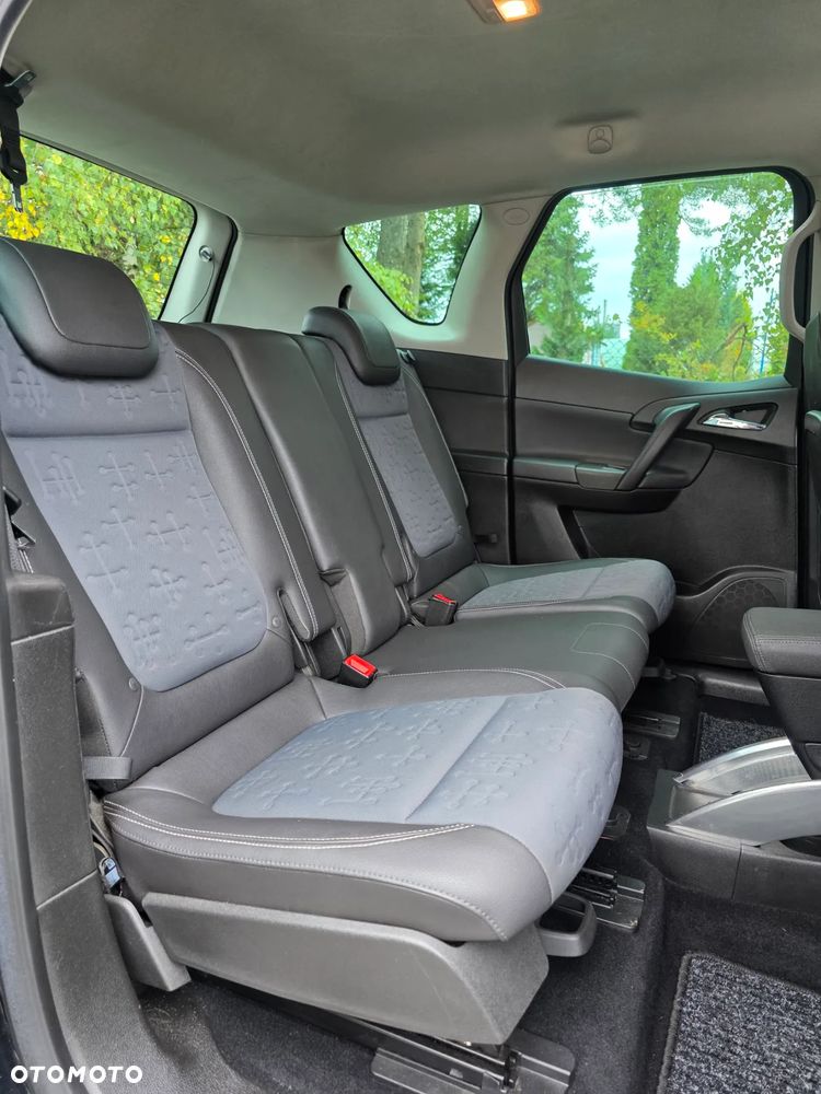 Opel Meriva ver-1-4-t-design-edition - 30