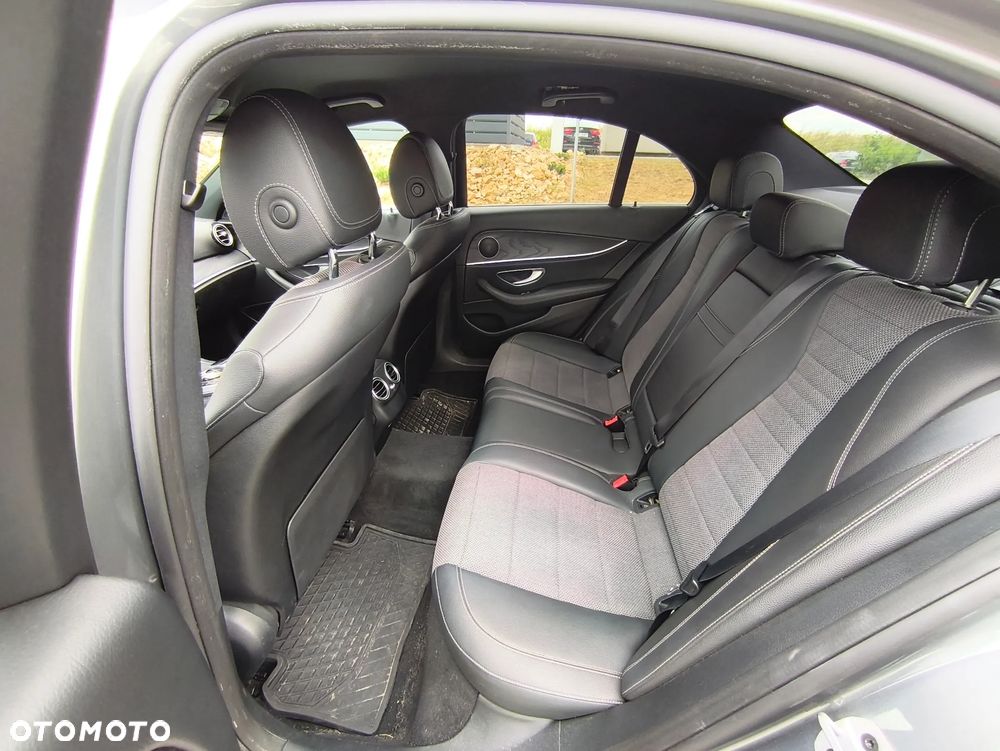 Mercedes-Benz Klasa E 220 d 9G-TRONIC AMG Line - 11