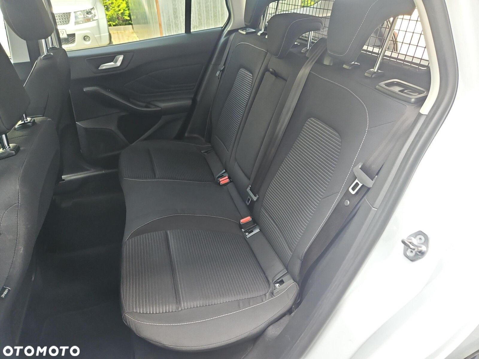 Ford Focus - 12
