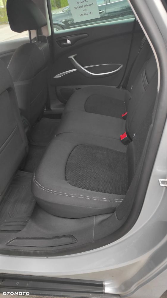 Citroën C5 2.0 HDi Attraction - 9
