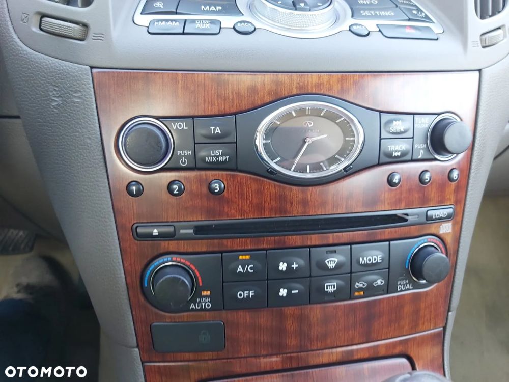 Infiniti G G37 AWD - 29