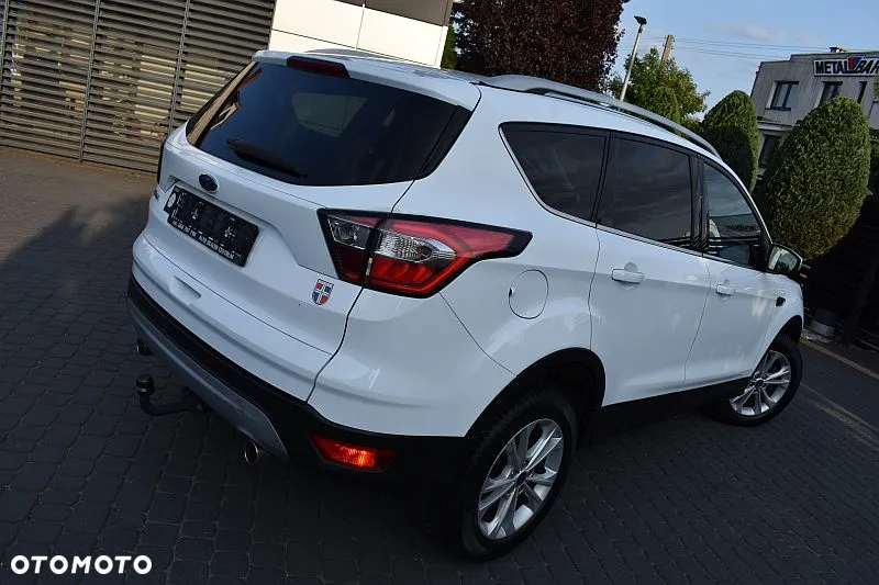 Ford Kuga 2.0 TDCi 4x2 Titanium - 4