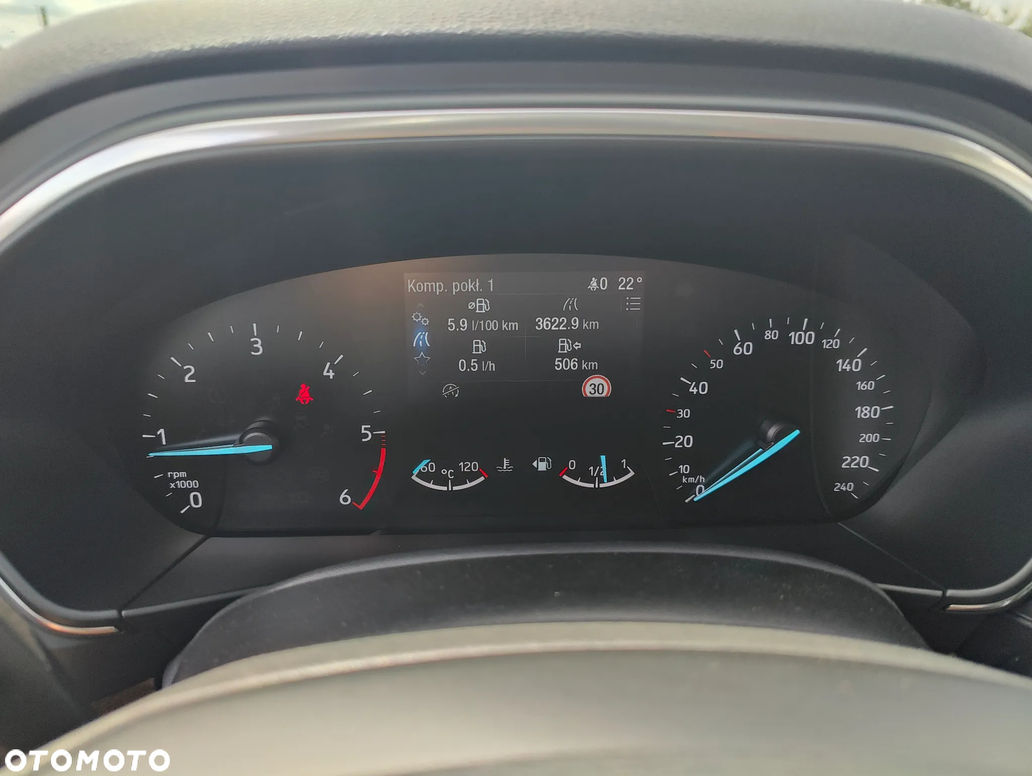 Ford Focus 2.0 EcoBlue Start-Stopp-System TITANIUM X - 16