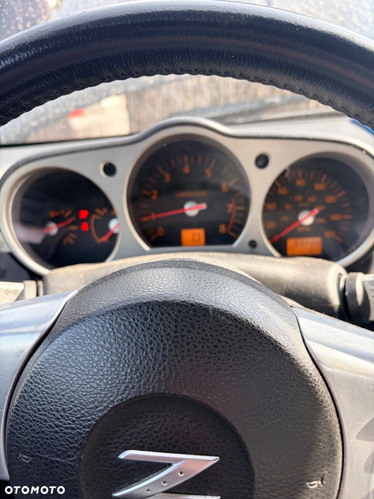 Nissan 350 Z - 6