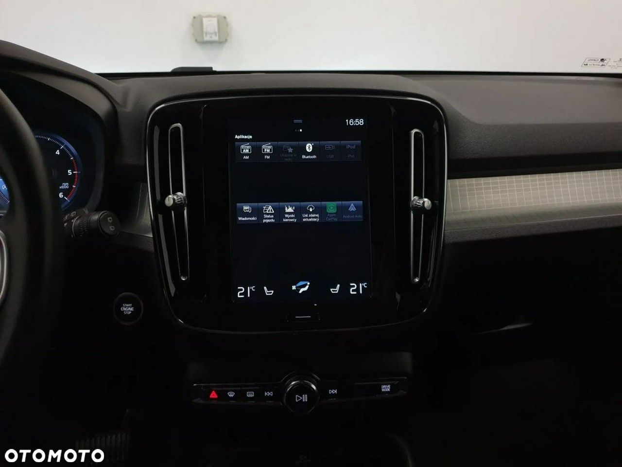 Volvo XC 40 D3 R-Design - 28