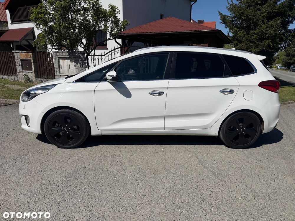 Kia Carens 1.7 CRDi 141 ISG Spirit - 4